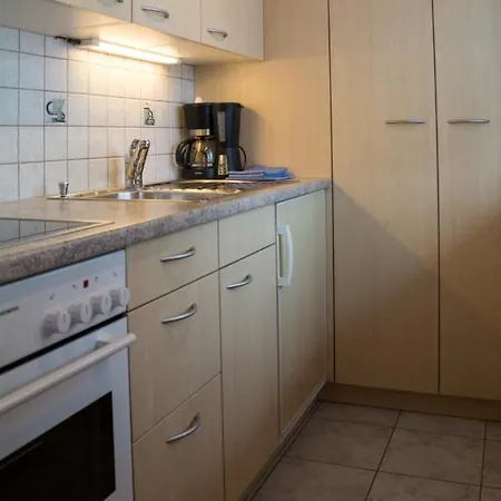 Weisshorn 5 Apartman *